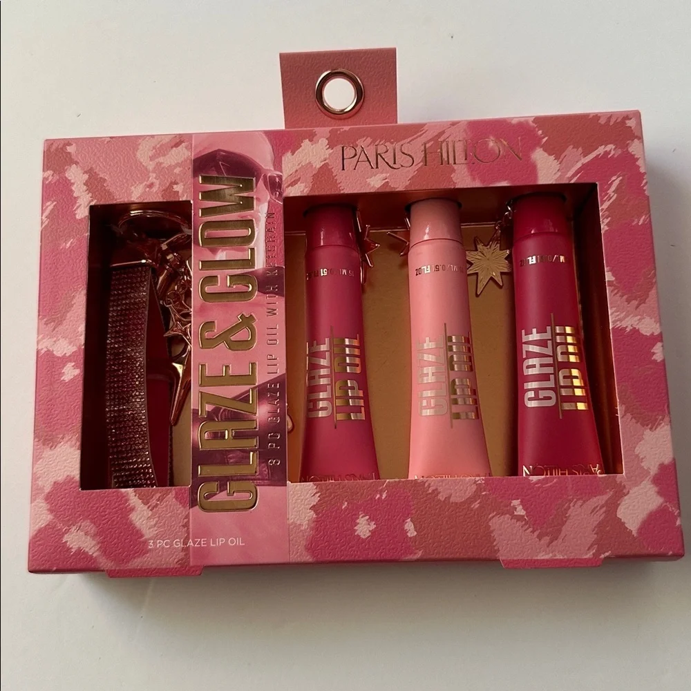 💖 NWT Paris Hilton Glaze & Glow Lip Gloss Set - Limited Edition | NIB | Keychain